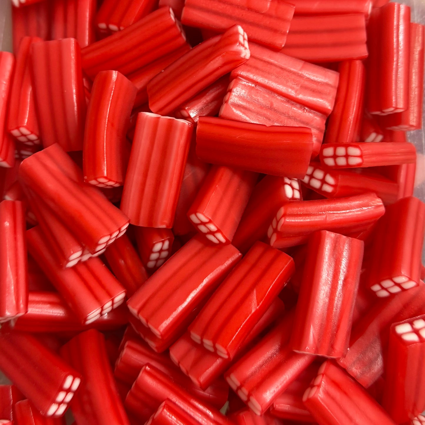 Brique fraise (100g)